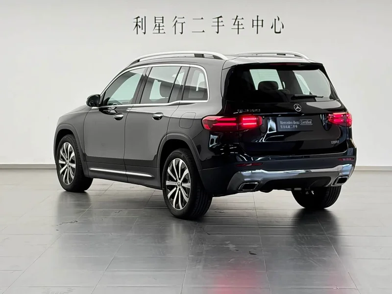 Mercedes-Benz GLB — фото 4