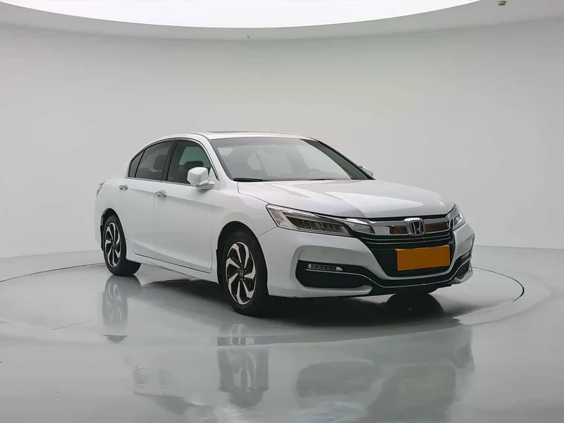 Honda Accord — фото 6