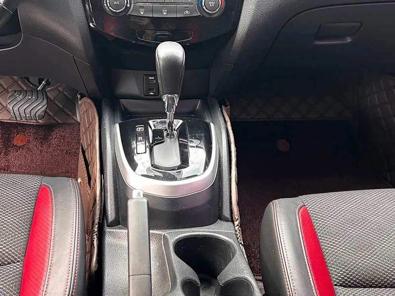 Nissan Qashqai — фото 17