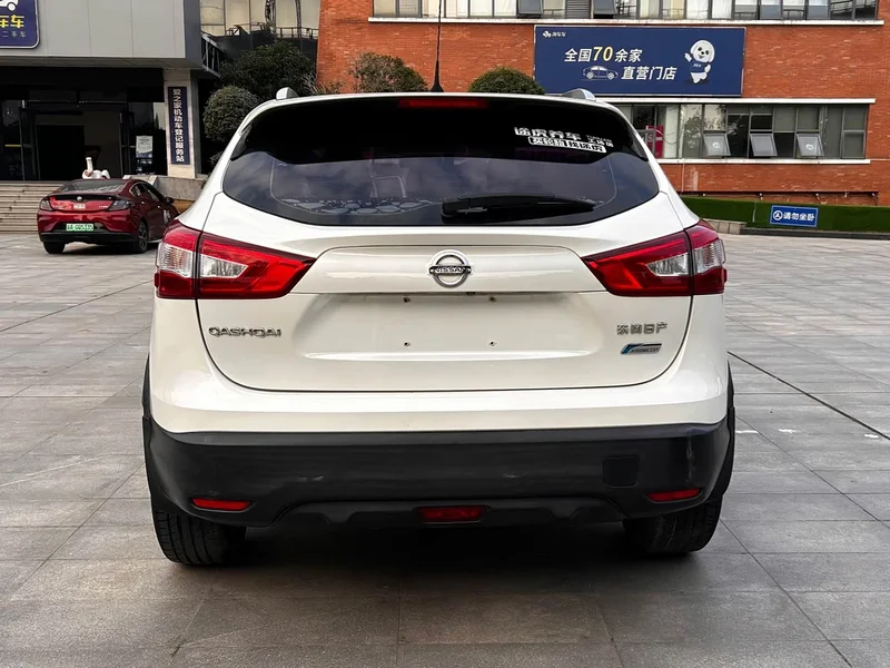 Nissan Qashqai — фото 6