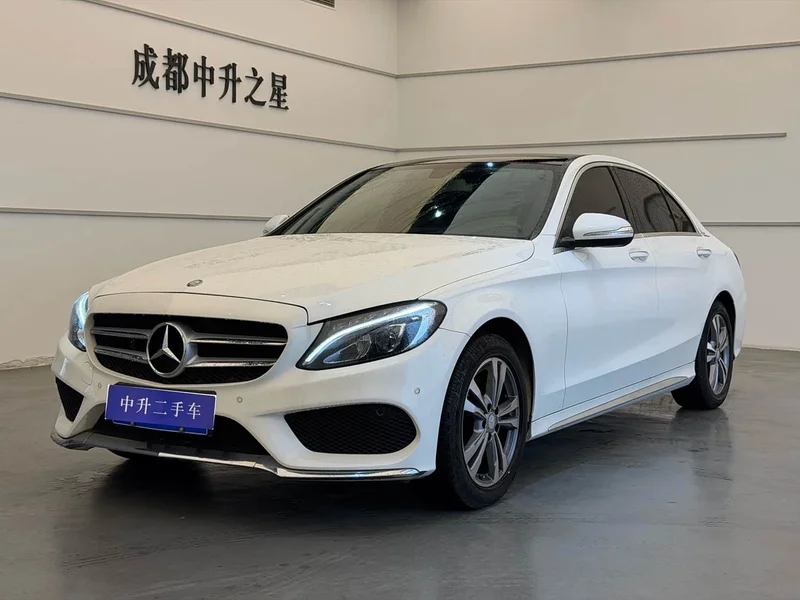 Mercedes-Benz C-Class — фото 1