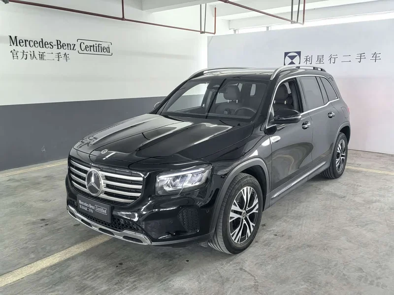 Mercedes-Benz GLB — фото 1