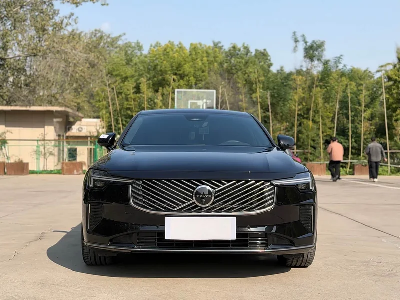 Volvo S90 — фото 2