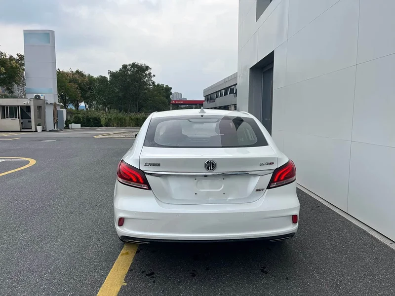 MG MG6 — фото 8