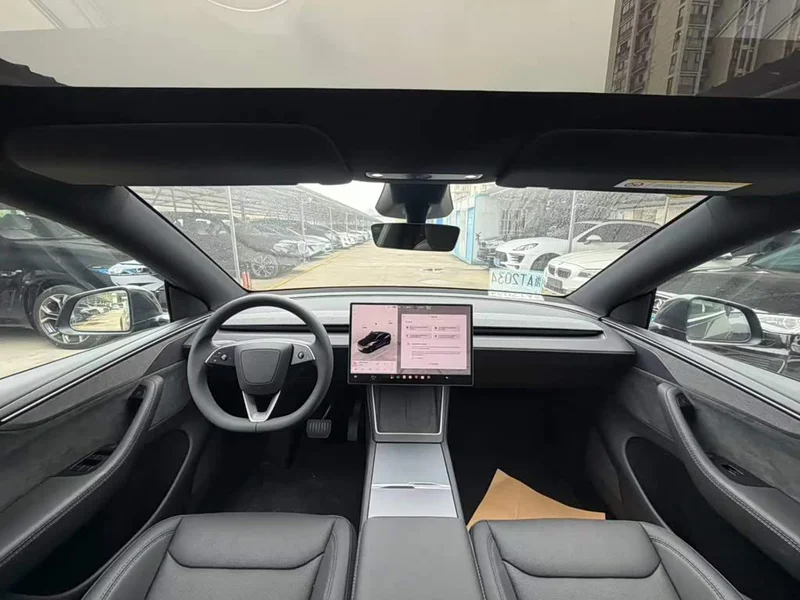 Tesla Model Y — фото 5