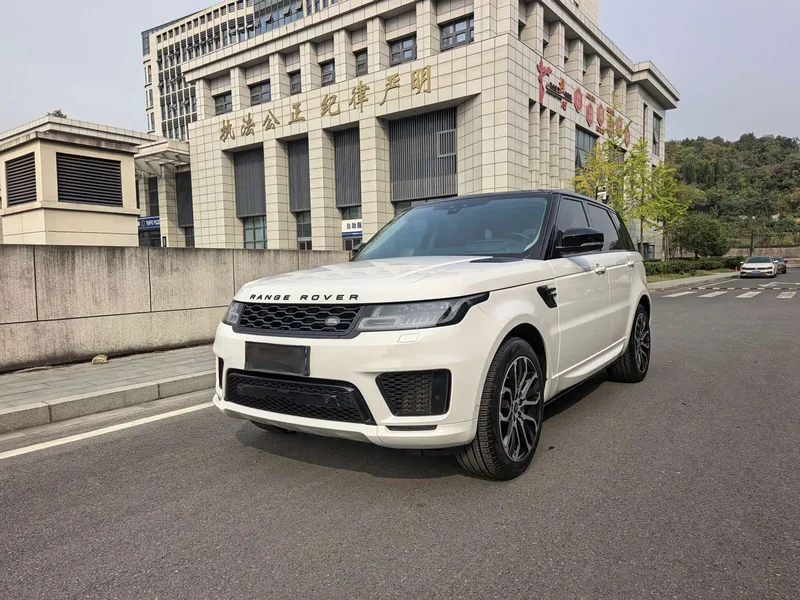 Land Rover Range Rover — фото 1