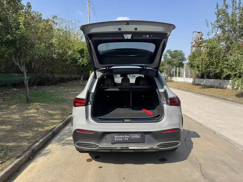 Mercedes-Benz EQE SUV — фото 3
