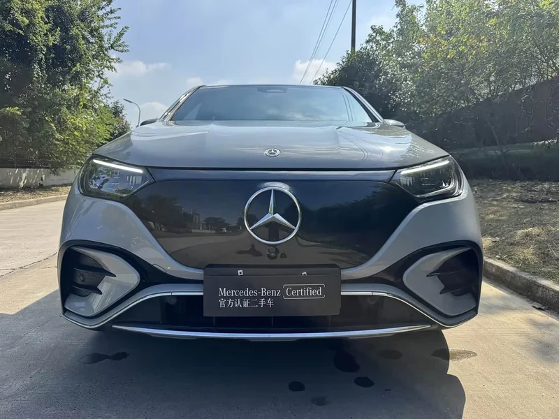 Mercedes-Benz EQE SUV — фото 8