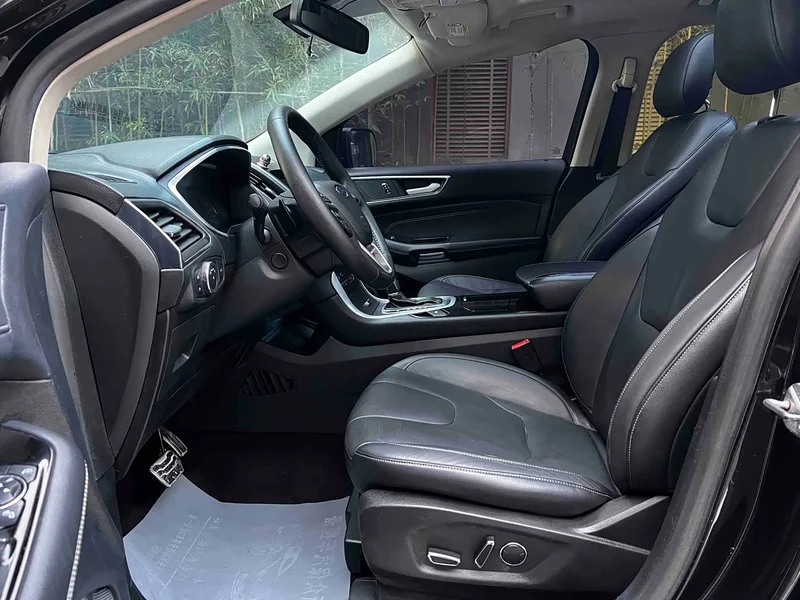 Ford Edge — фото 4
