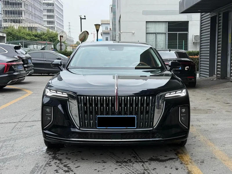 Hongqi H9 — фото 2