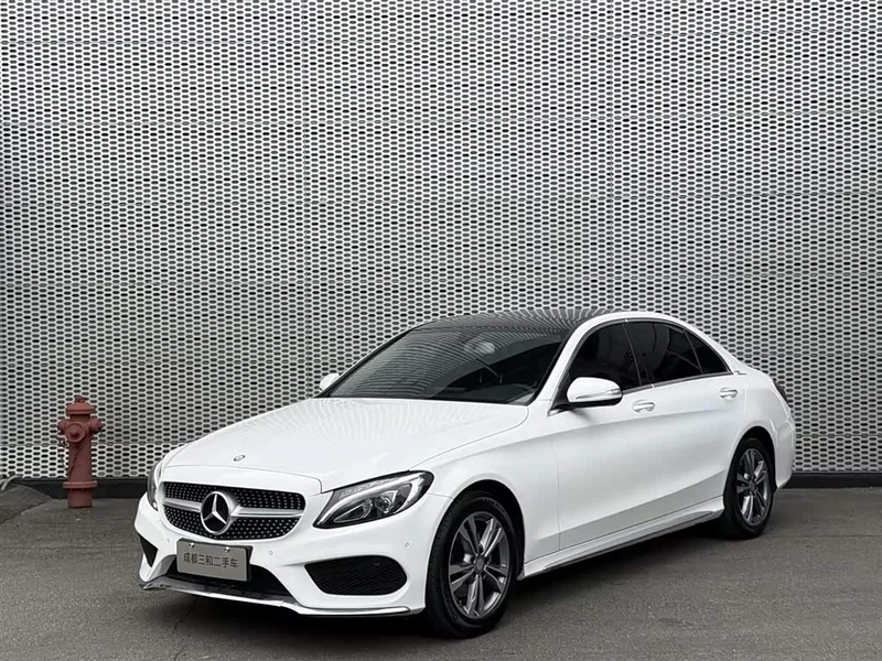 Mercedes-Benz C-Class — фото 1