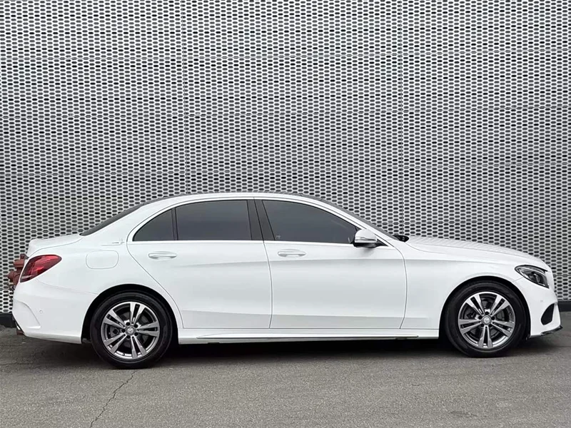 Mercedes-Benz C-Class — фото 3