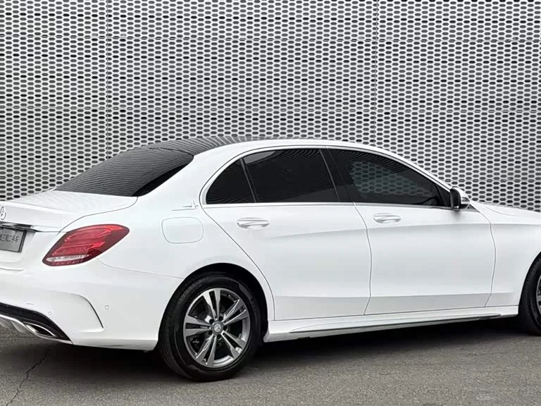 Mercedes-Benz C-Class — фото 4