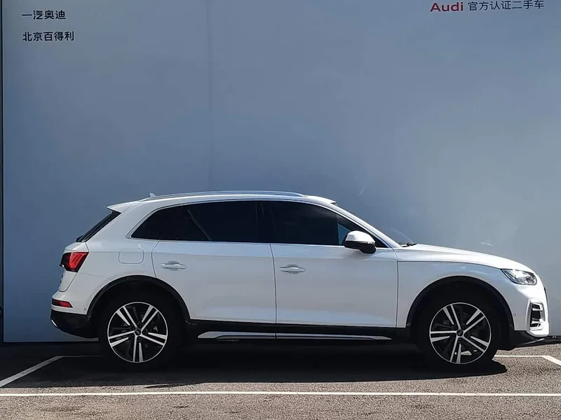 Audi Q5L — фото 3