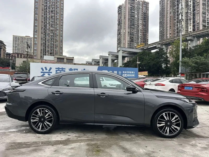 Changan Eado — фото 7