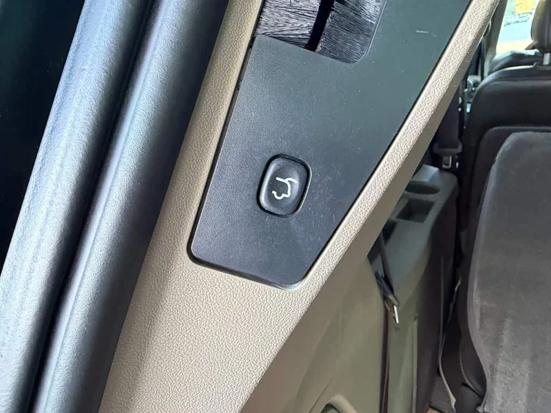 Jeep Grand Voyager Imported — фото 14