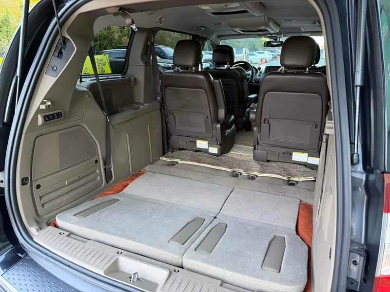 Jeep Grand Voyager Imported — фото 16