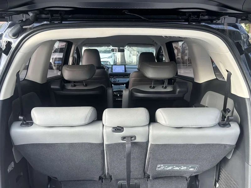 Honda Odyssey — фото 11
