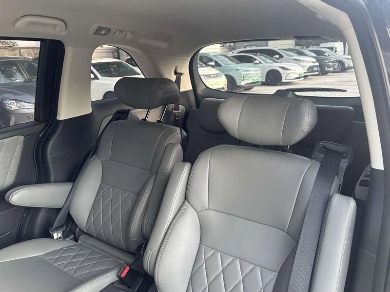 Honda Odyssey — фото 10