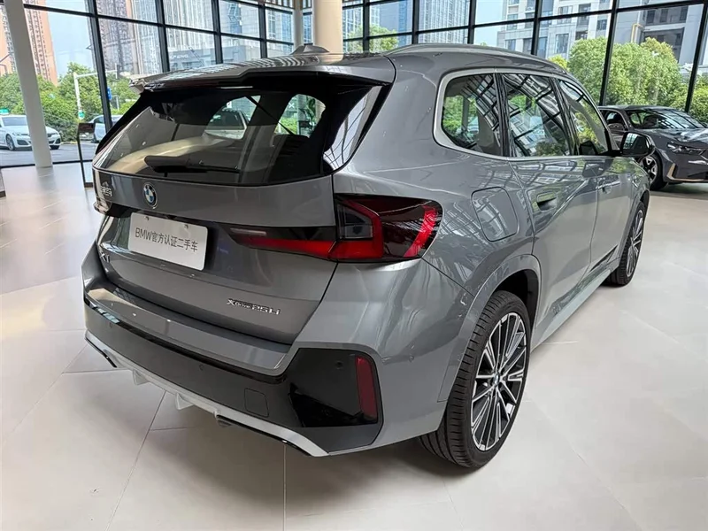 BMW X1 — фото 2