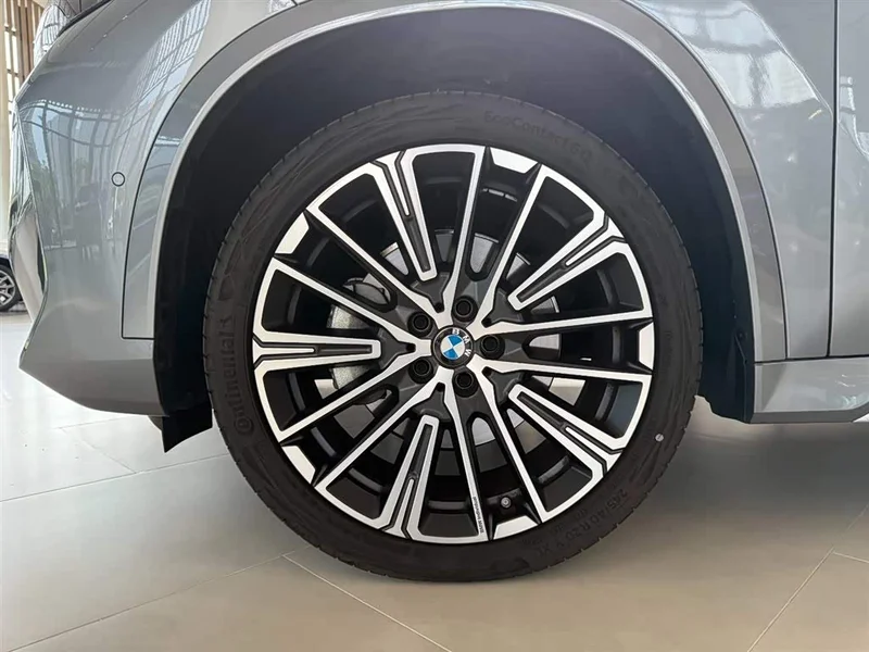 BMW X1 — фото 6