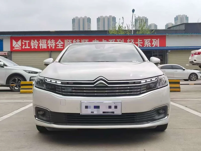 Citroën C6 — фото 1
