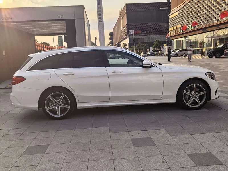 Mercedes-Benz C-Class — фото 12