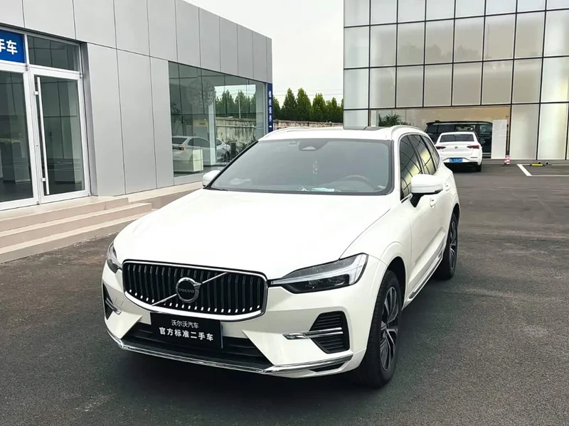 Volvo XC60 — фото 2