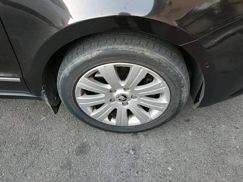 Skoda Superb — фото 6
