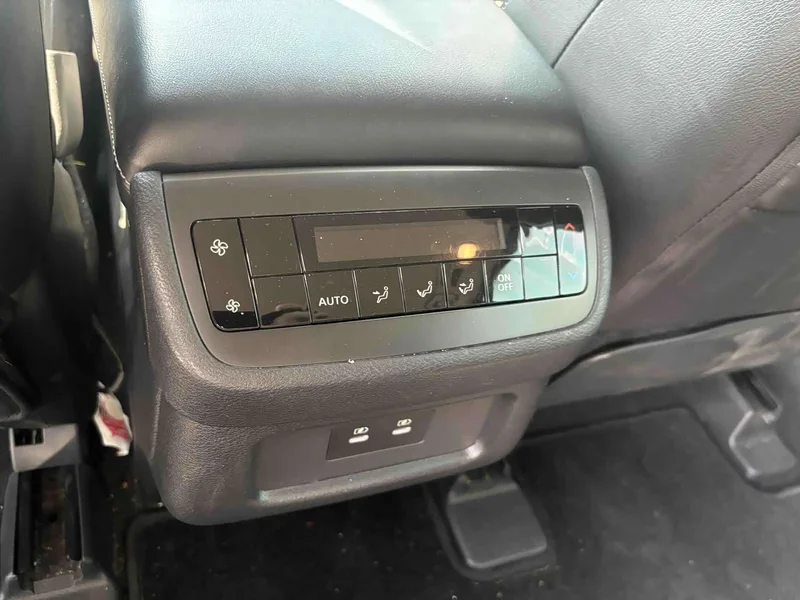 Nissan Pathfinder — фото 13