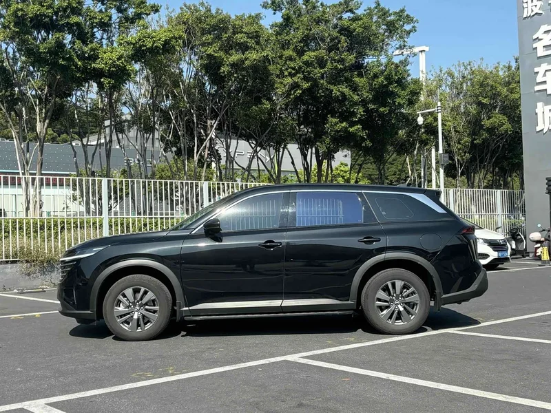 Nissan Pathfinder — фото 6