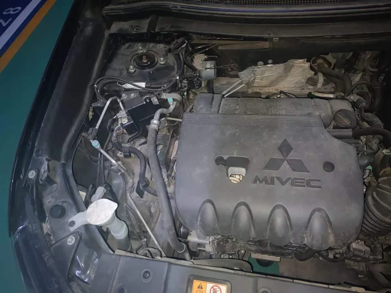 Mitsubishi Outlander — фото 20