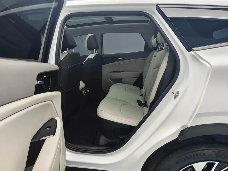 Kia Sportage — фото 16