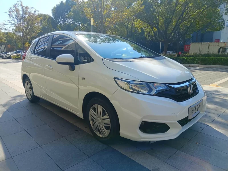 Honda Fit — фото 3