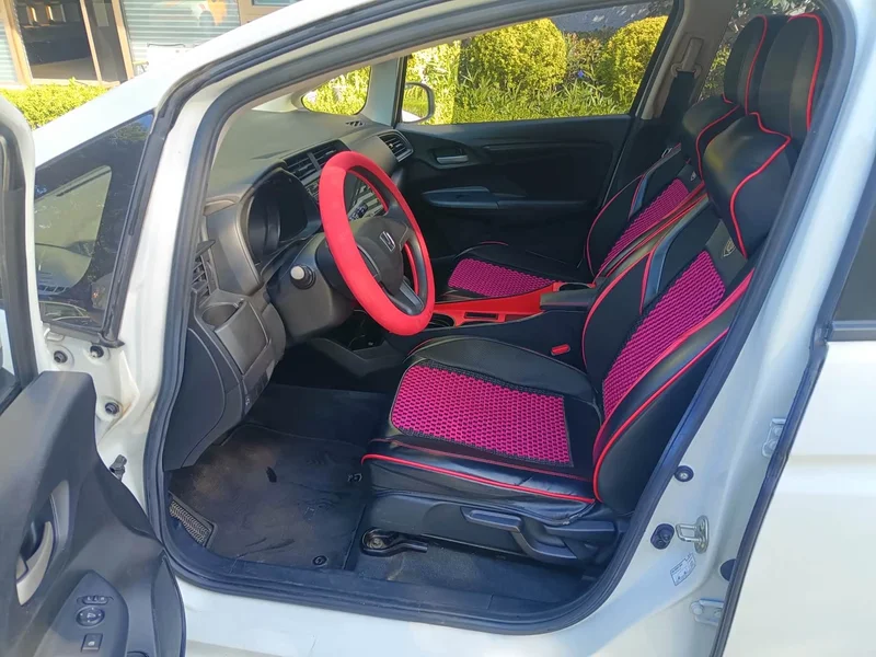 Honda Fit — фото 7