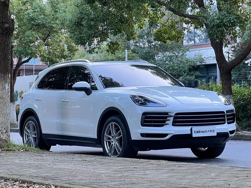 Porsche Cayenne — фото 2