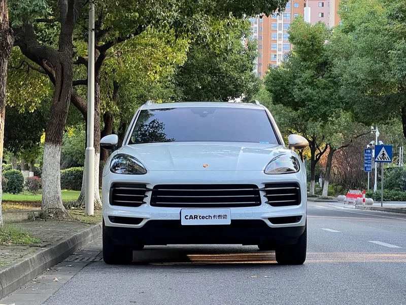 Porsche Cayenne — фото 3