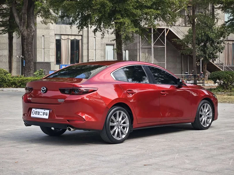 Mazda 3 Axela — фото 5