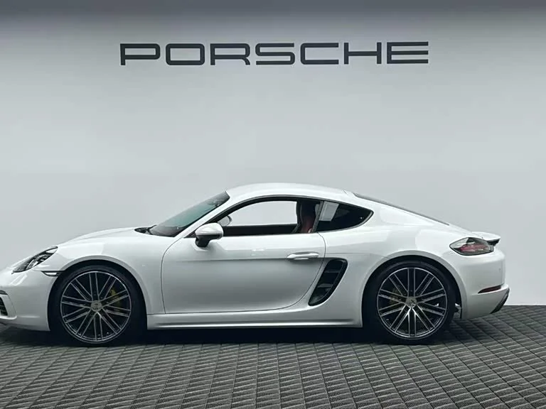 Porsche 718 — фото 4