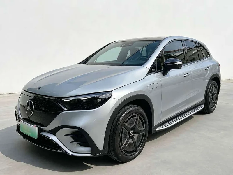 Mercedes-Benz EQE SUV — фото 4