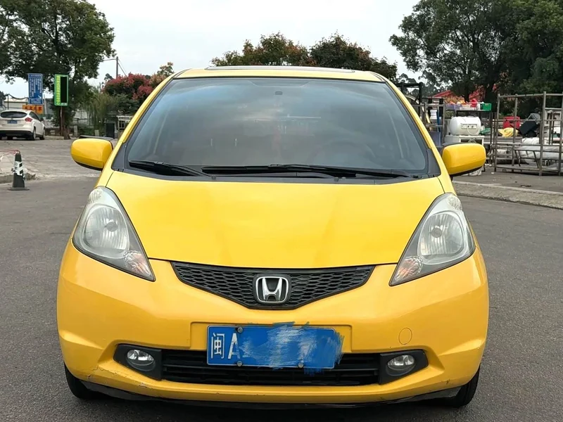 Honda Fit — фото 2