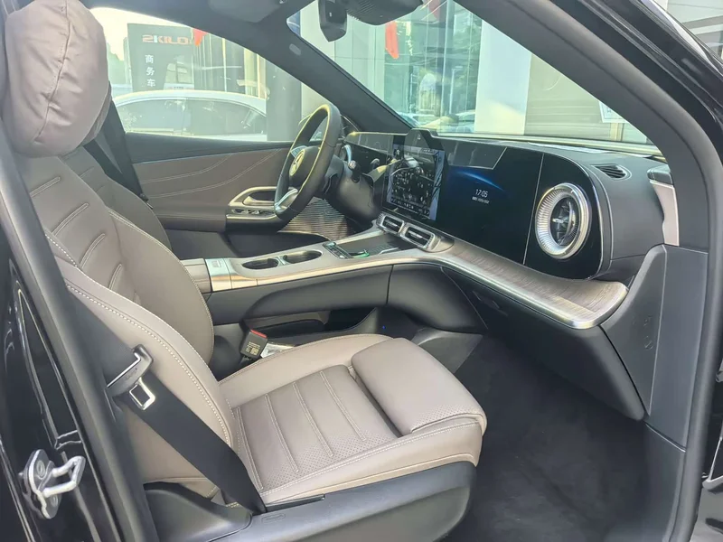 Mercedes-Benz GLC-Class New Energy — фото 11