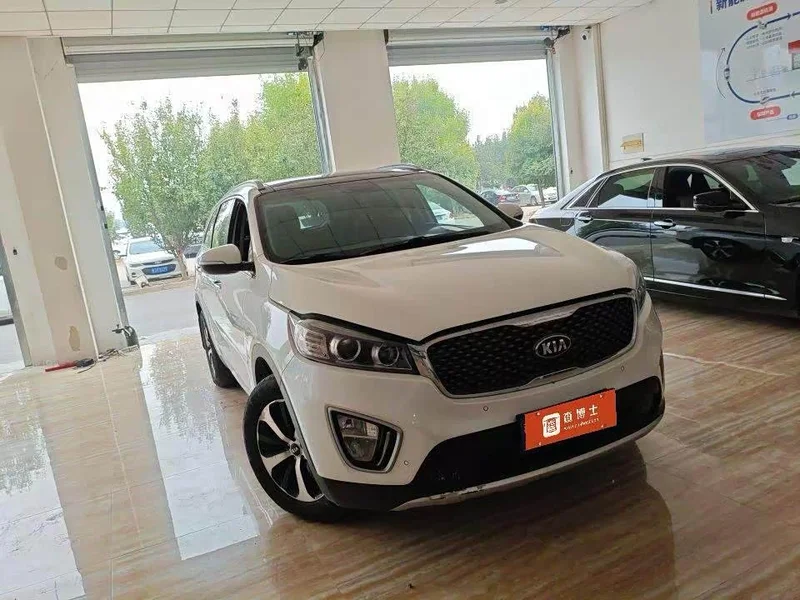 Kia Sorento — фото 2