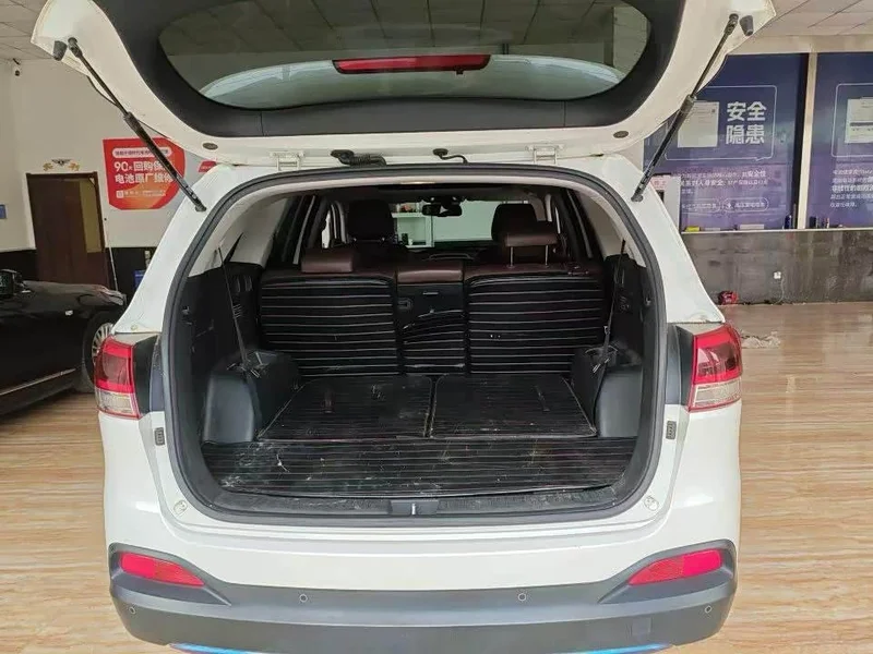 Kia Sorento — фото 6