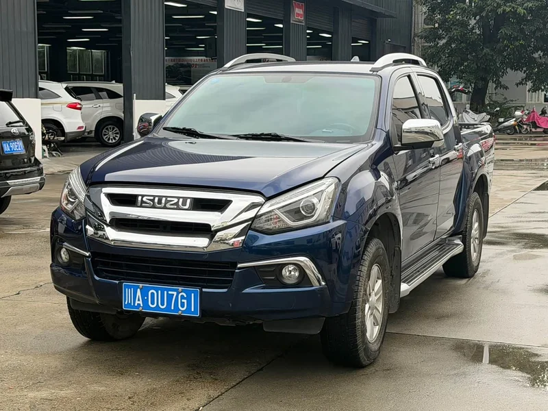 Isuzu D-MAX — фото 1