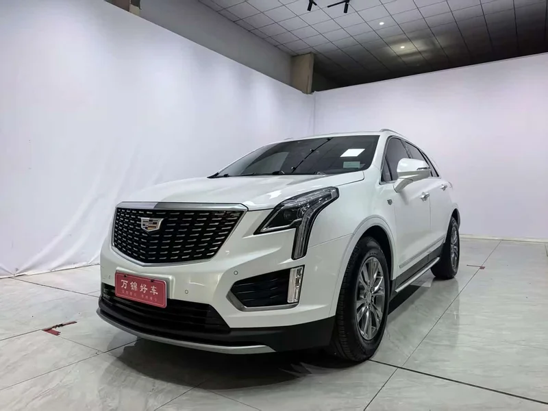 Cadillac XT5 — фото 1