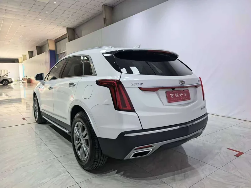 Cadillac XT5 — фото 3
