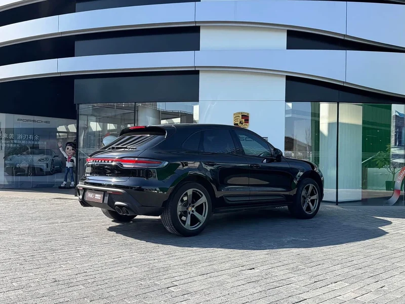Porsche Macan — фото 6