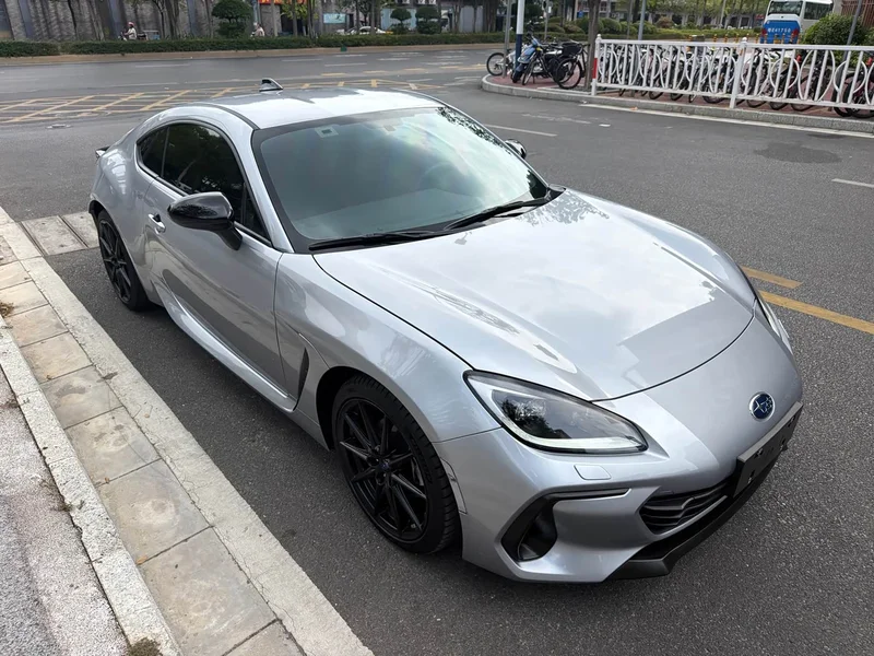 Subaru BRZ — фото 3