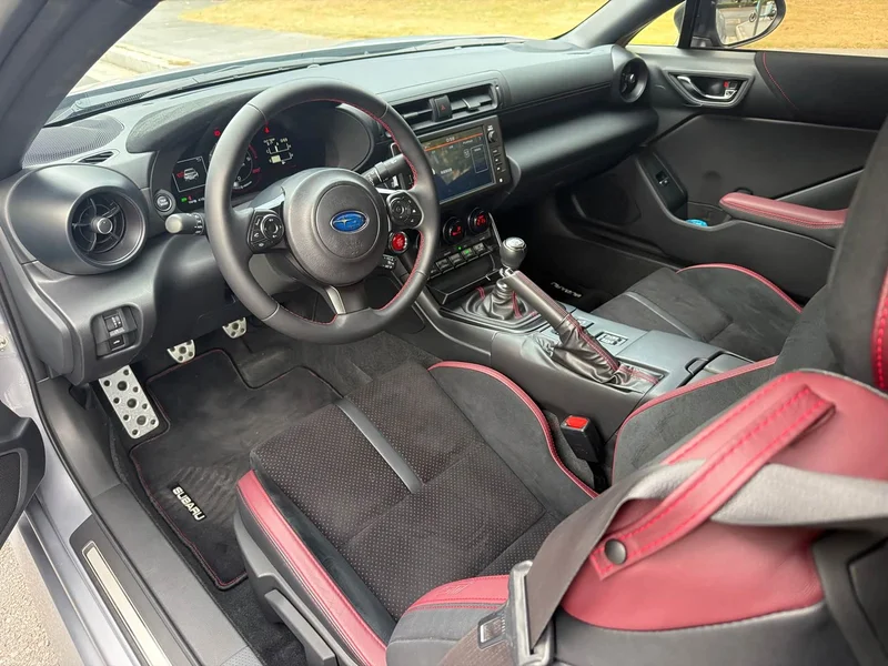 Subaru BRZ — фото 8